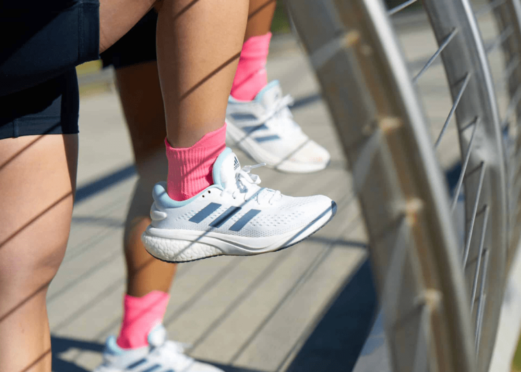 بهترین کفش مخصوص دویدن سرعت و استقامت (زنانه و مردانه) 5 Adidas running shoes