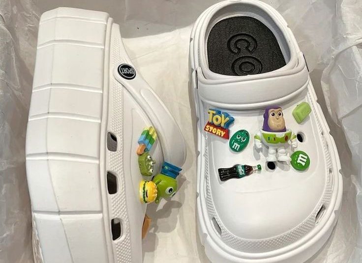 دمپایی کراکس برای استایل های شیک و لاکچری 4 دمپایی کراکس بچه گانه